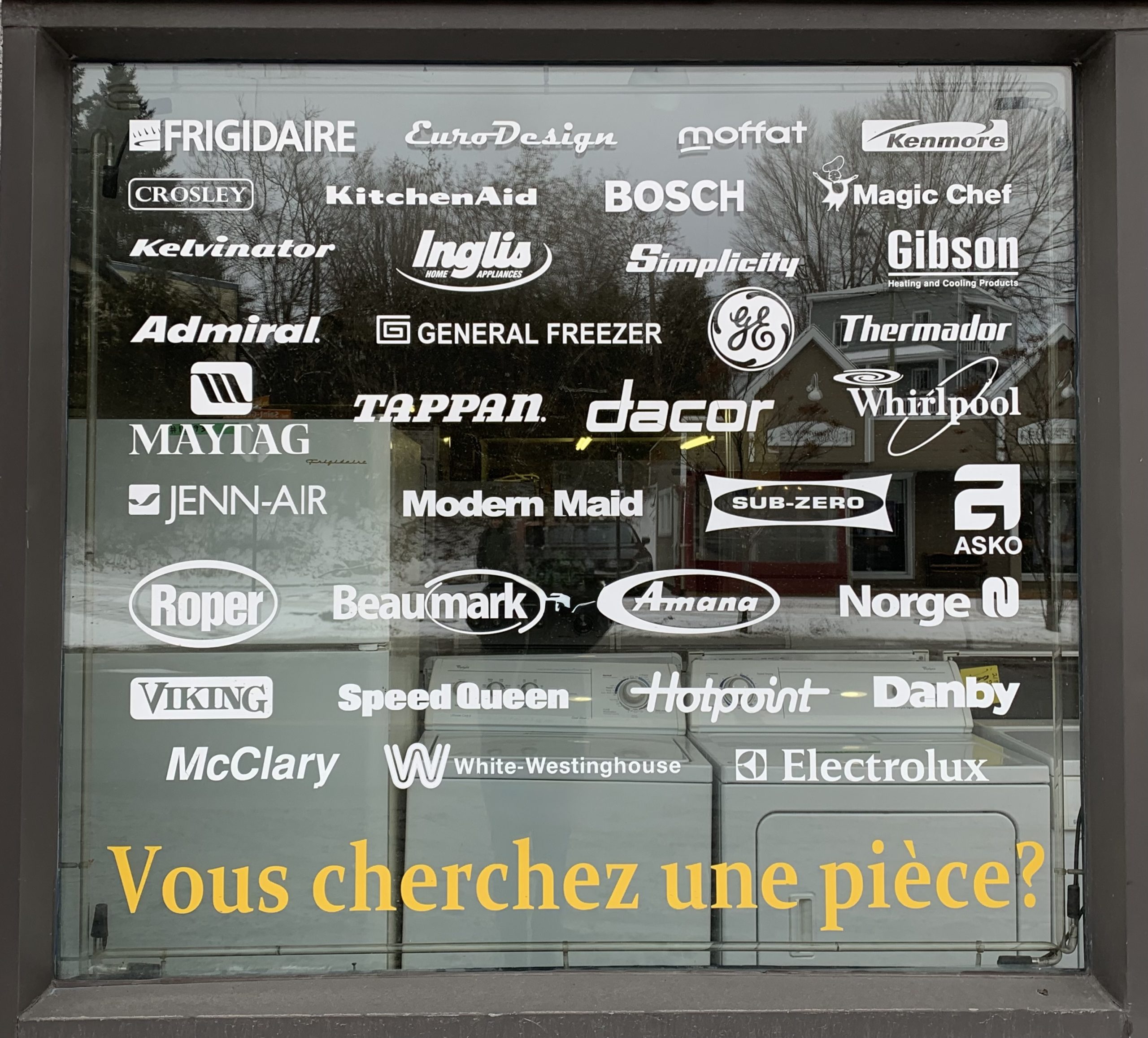 Vitrine marque de pièces